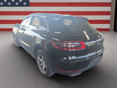 2017 Porsche Macan