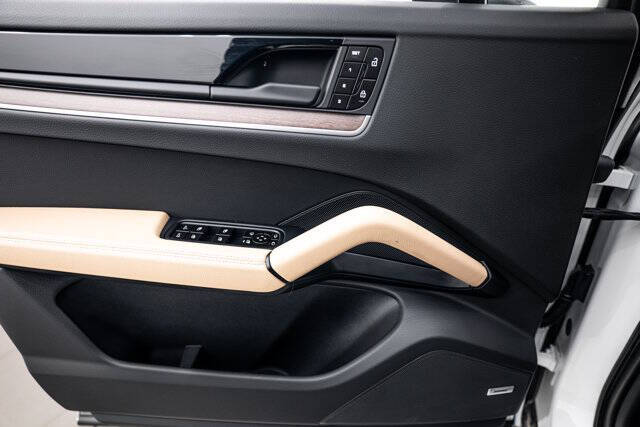 2025 Porsche Cayenne