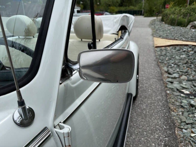1977 Volkswagen Super Beetle