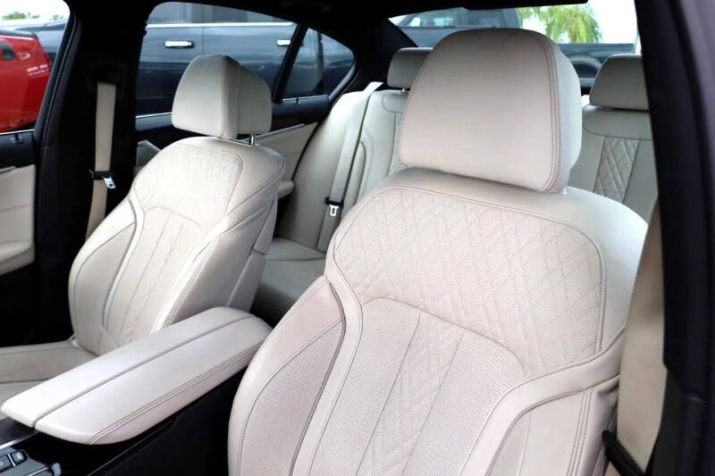 2021 BMW 5 Series 540i