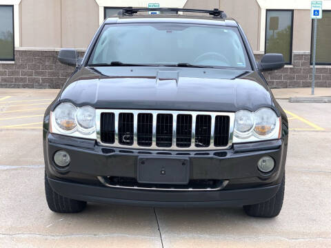 2005 Jeep Grand Cherokee for sale at JB Motors in Kansas City MO
