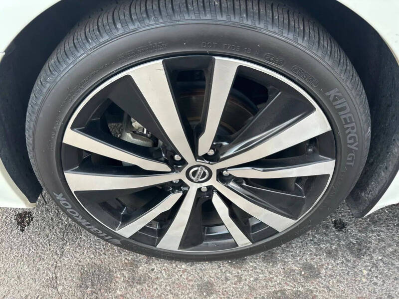 2021 Nissan Altima 2.5 SR