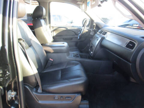 2012 Chevrolet Suburban LT