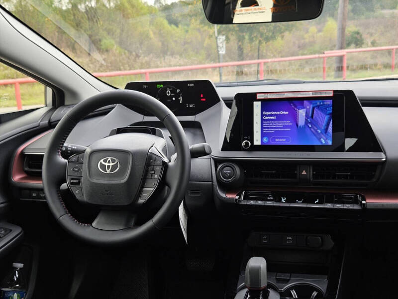 2026 Toyota Prius Plug-in Hybrid SE