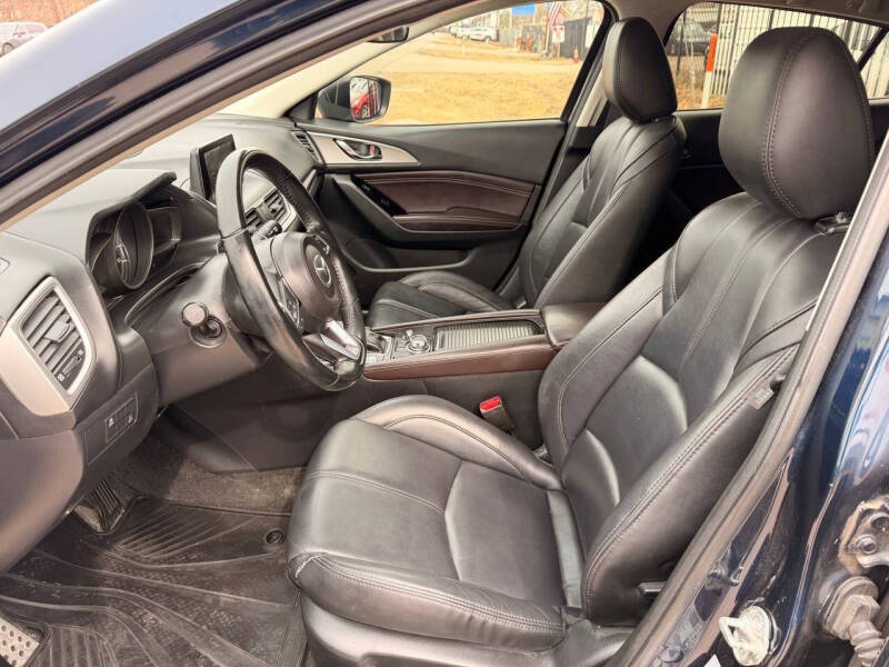2018 Mazda MAZDA3 Touring