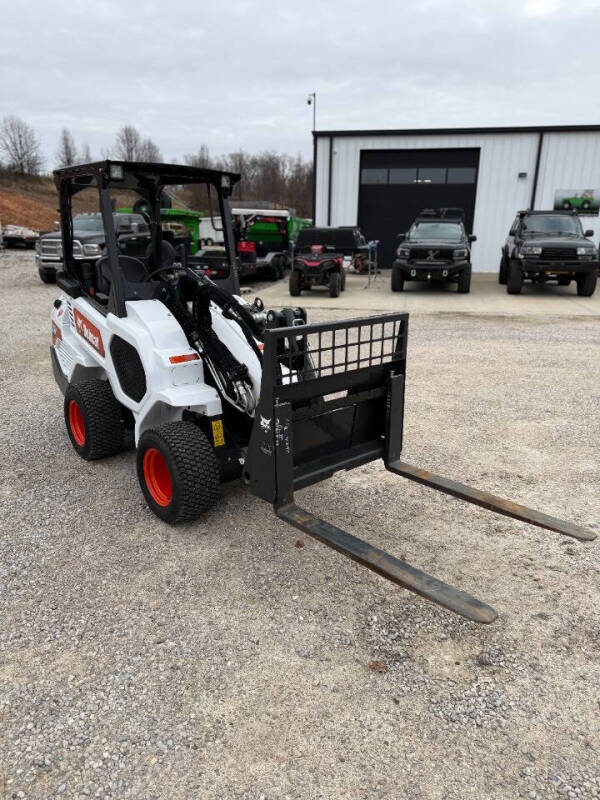 2025 Bobcat L28