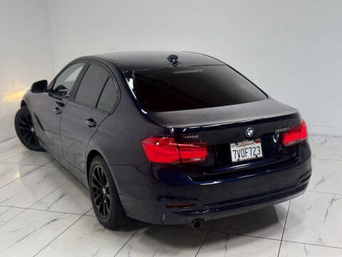 2017 BMW 3 Series 320i