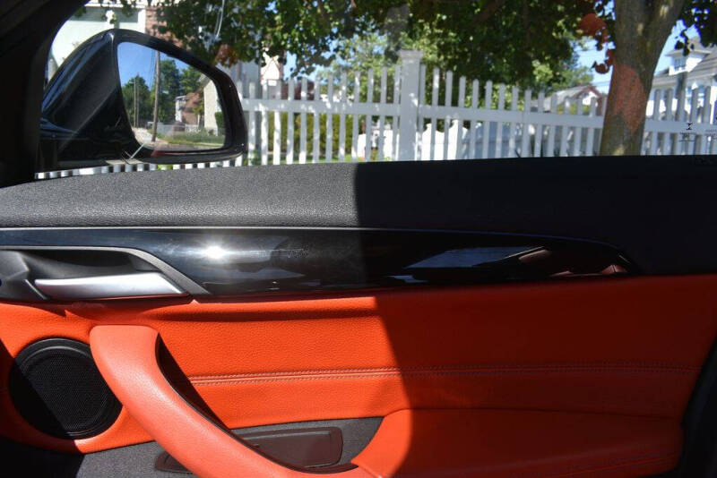2022 BMW X2 sDrive28i