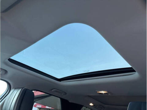 2017 Land Rover Discovery First Edition