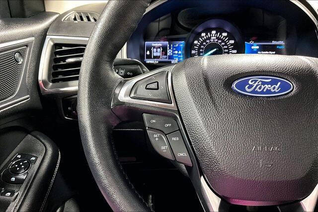 2023 Ford Edge Titanium