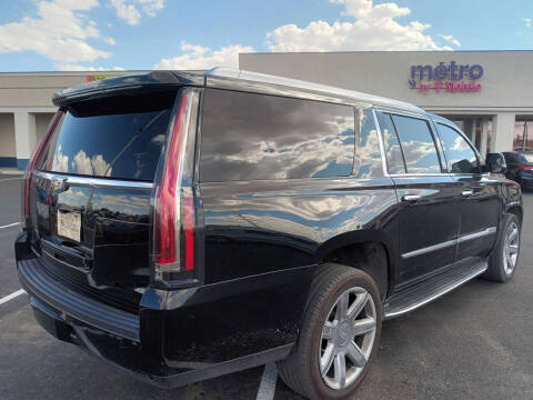 2017 Cadillac Escalade ESV Luxury