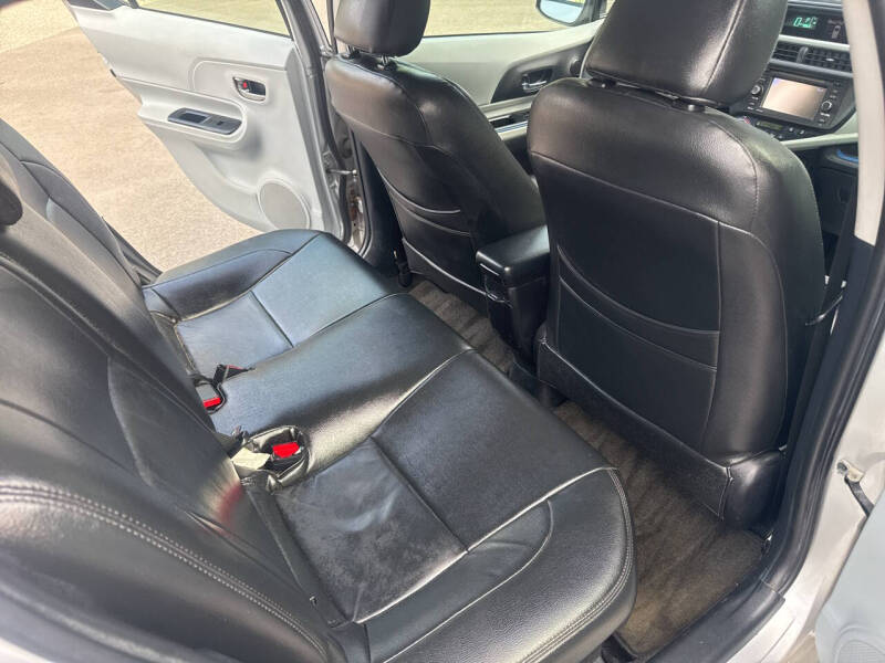 2012 Toyota Prius c Three