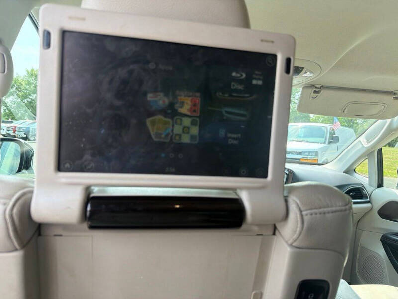 2019 Chrysler Pacifica Touring L Plus