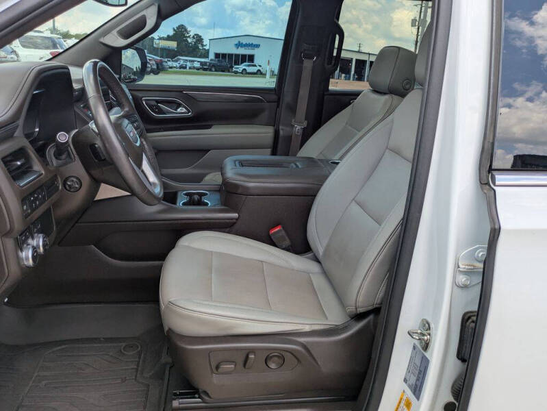 2022 GMC Yukon SLT