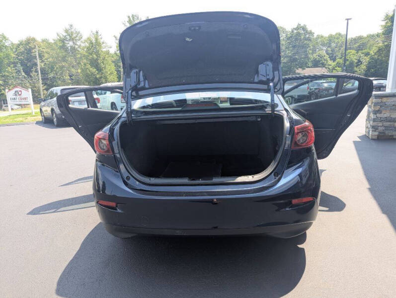 2015 Mazda MAZDA3 i SV