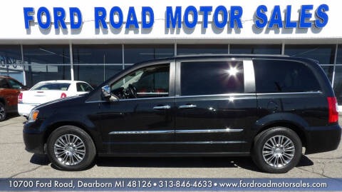 2014 Chrysler Town and Country for sale at Ford Road Motor Sales in Dearborn MI