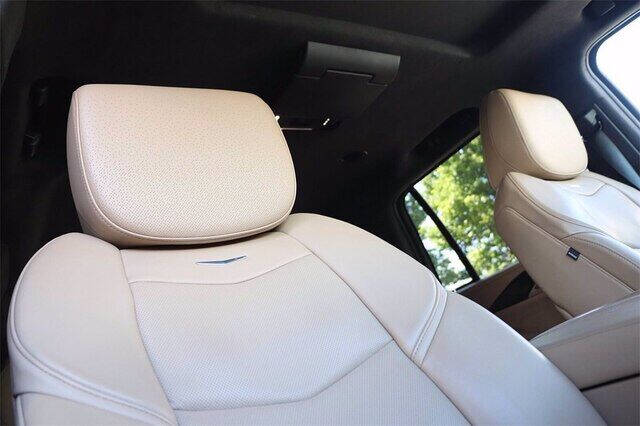 2019 Cadillac Escalade Platinum