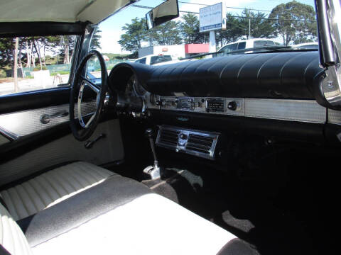 1957 Ford Thunderbird