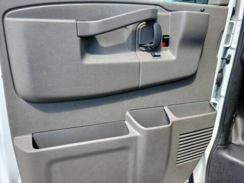 2024 GMC Savana 2500