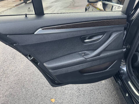 2015 BMW 5 Series 528i xDrive