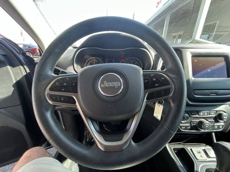 2019 Jeep Cherokee Latitude