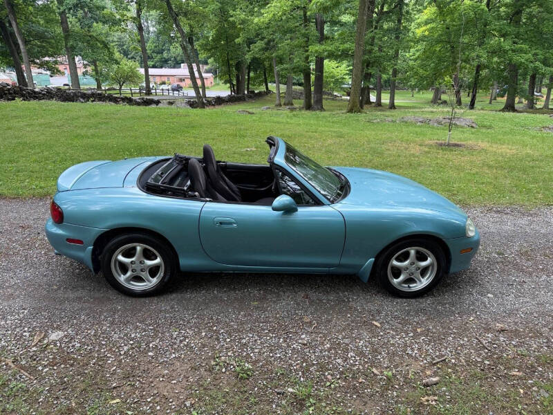 2001 Mazda MX-5 Miata LS