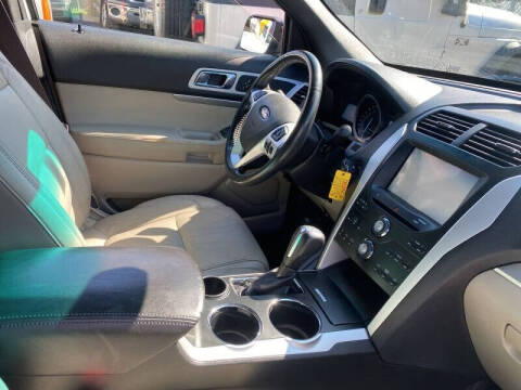 2011 Ford Explorer XLT