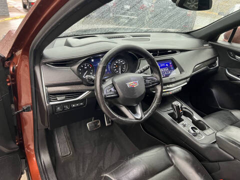 2019 Cadillac XT4 Sport