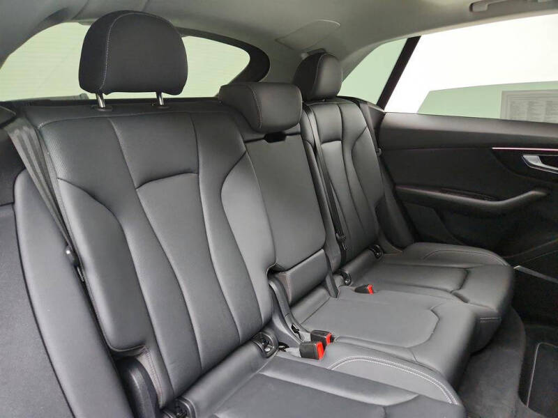 2019 Audi Q8 quattro Premium Plus 55 TFSI