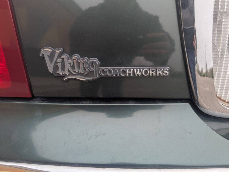 1999 Lincoln Town Car Executive