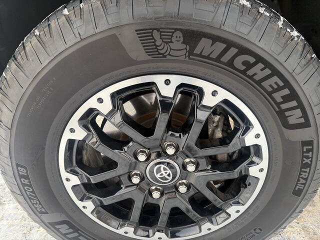 2022 Toyota Tundra SR5