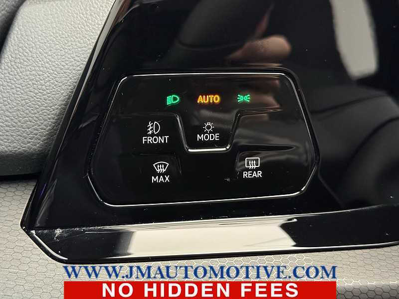 2022 Volkswagen Golf GTI SE