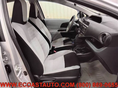 2014 Toyota Prius c Three