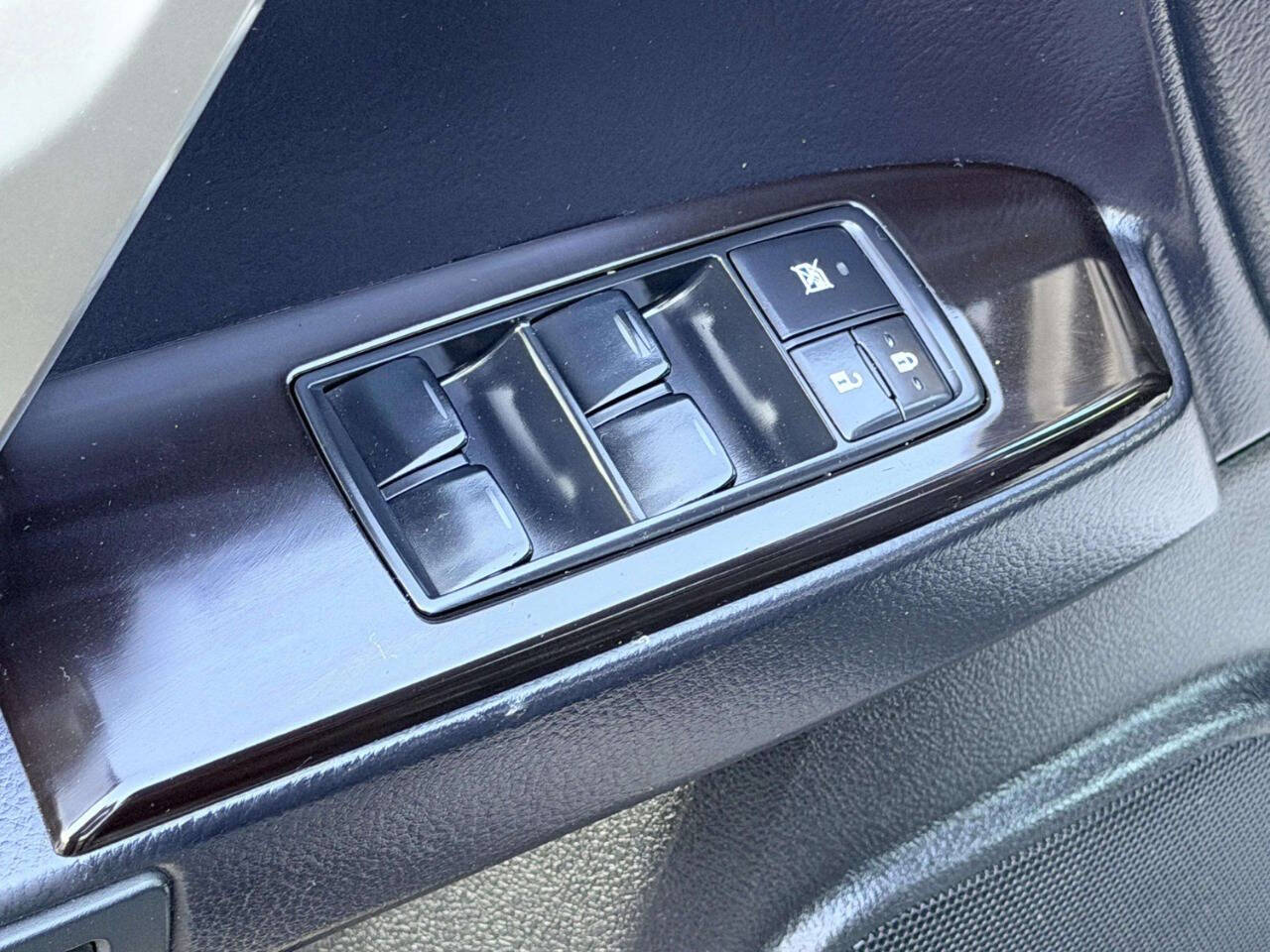 LexusGX 46016