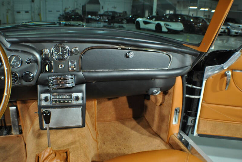 1966 Aston Martin DB6