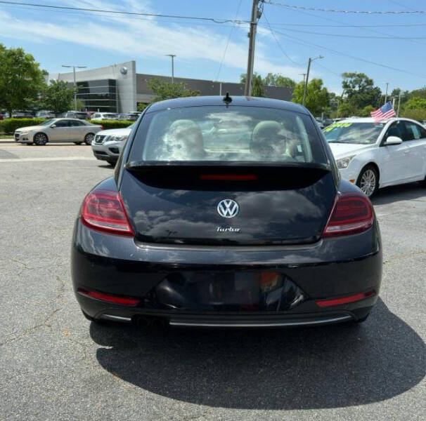 2017 Volkswagen Beetle 1.8T SE