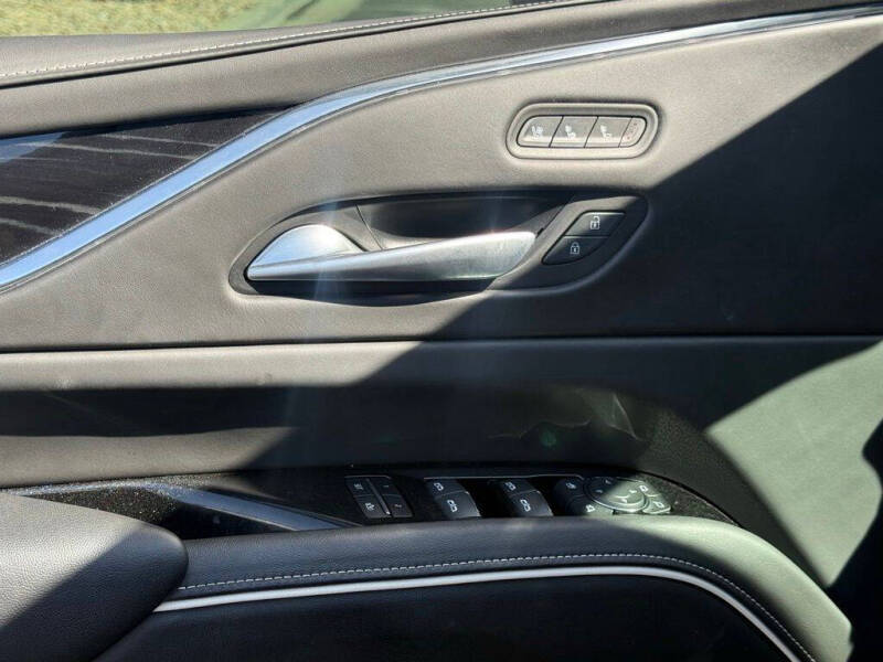 2024 Cadillac Escalade-V
