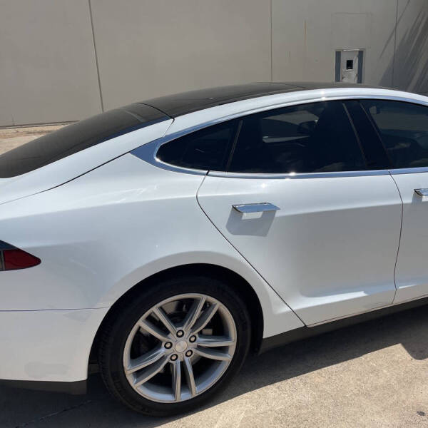 2014 Tesla Model S 85