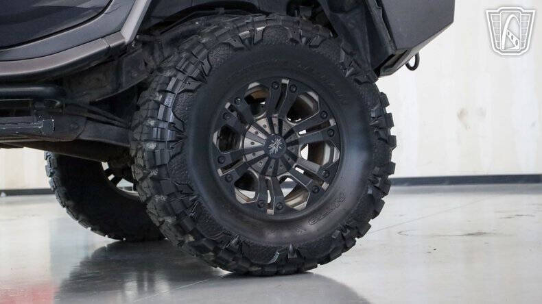 2003 HUMMER H2