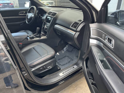 2018 Ford Explorer Sport