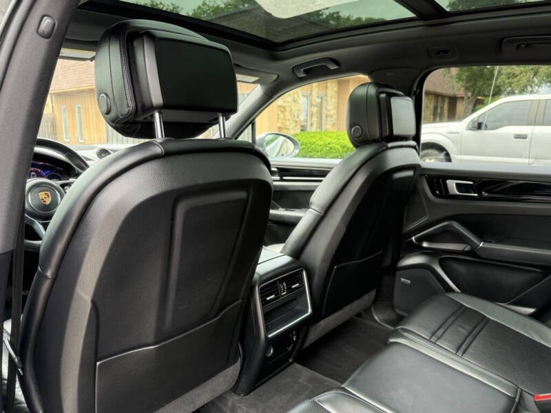 2021 Porsche Cayenne