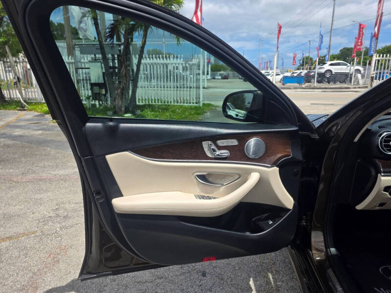 2017 Mercedes-Benz E-Class E 300