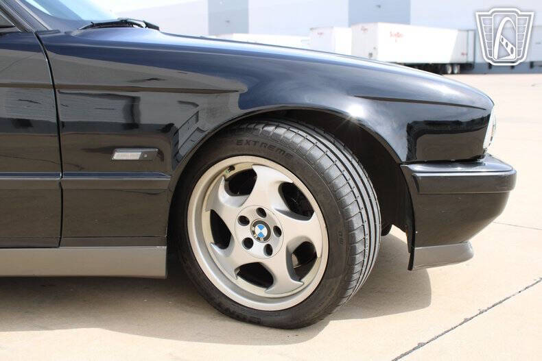 1991 BMW M5