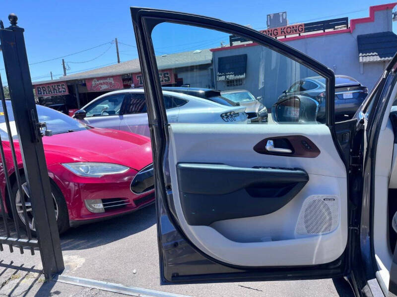 2018 Chrysler Pacifica Limited