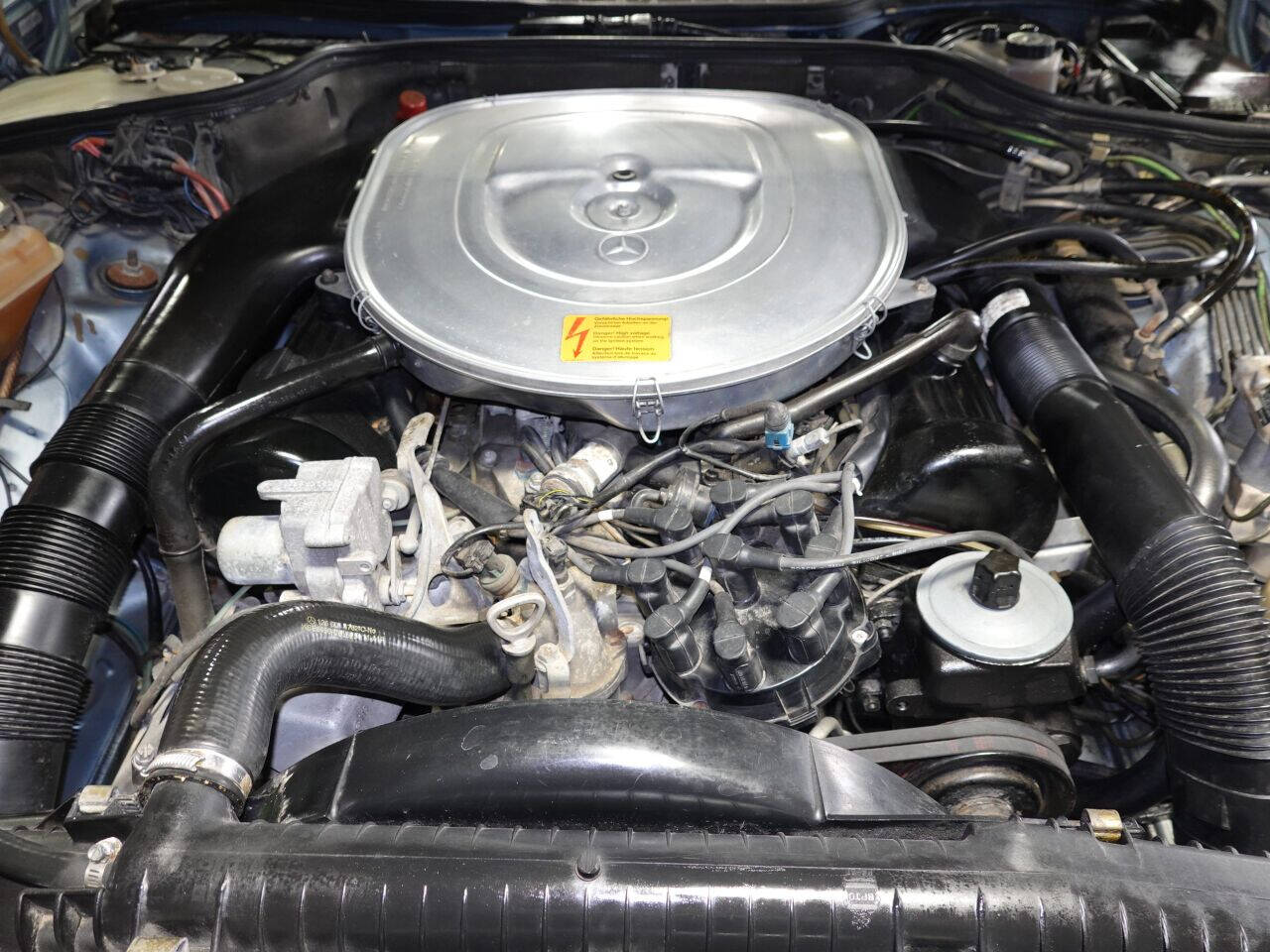 1987 Mercedes-Benz 560-Class 44