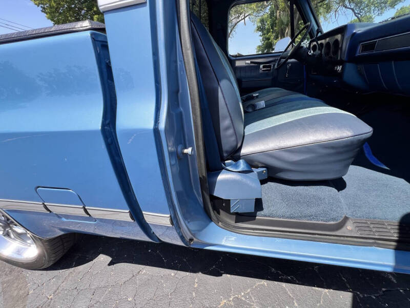 1987 Chevrolet R/V 10 Series