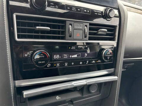 2023 Infiniti QX80 Premium Select