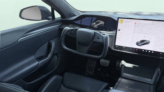 2025 Tesla Model S Plaid