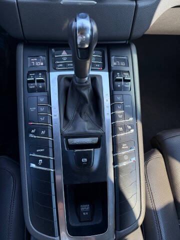 2015 Porsche Macan S