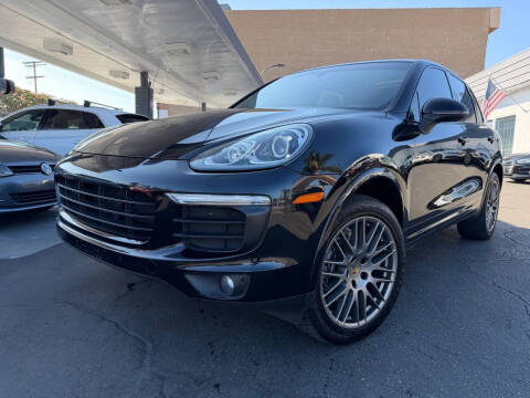2017 Porsche Cayenne Platinum Edition